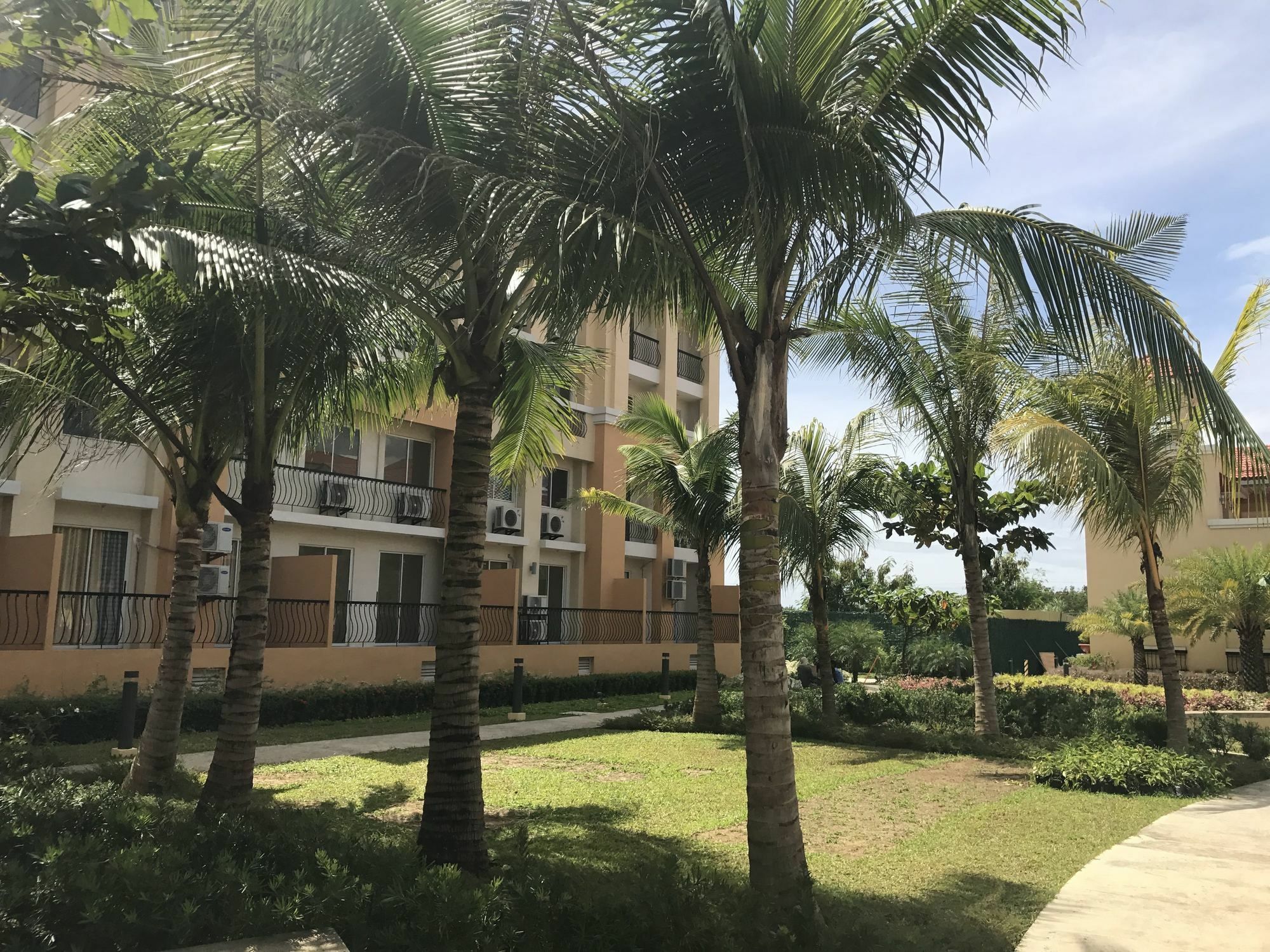 San Remo Oasis Serviced Apartments Cebu Exterior foto